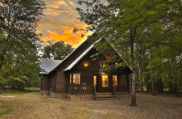 218 Timber Hills Lane, Broken Bow, OK 74728