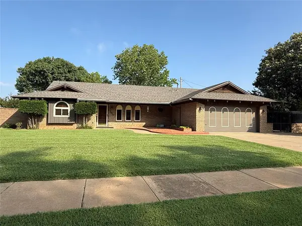 2013 N Mockingbird Lane, Altus, OK 73521