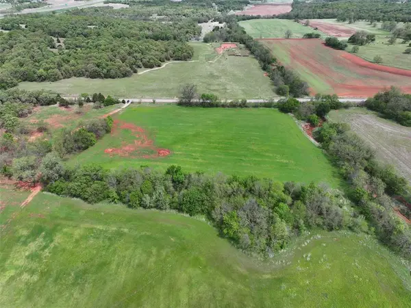 2 Wild Horse Creek, Luther, OK 73054