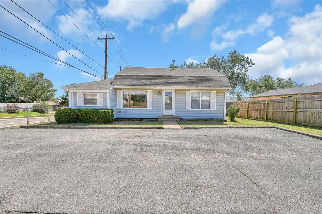 1106 N Indiana Street, Weatherford, OK 73096 - #1