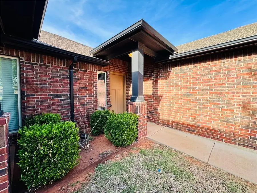 18208 Manera Way, Edmond, OK 73012 - #3