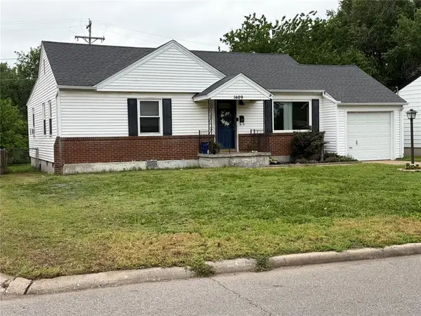 1609 Sandra Drive, Midwest City, OK 73110