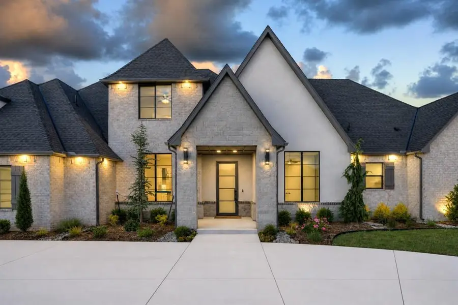 1117 Falls Bridge Court, Edmond, OK 73034 - #3
