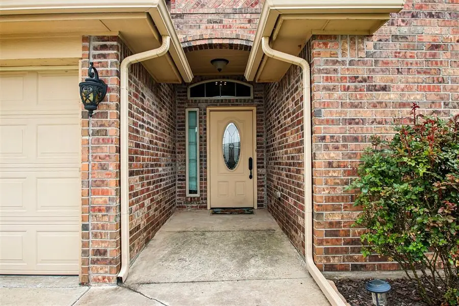 846 SW 14th Street, Moore, OK 73160 - #3