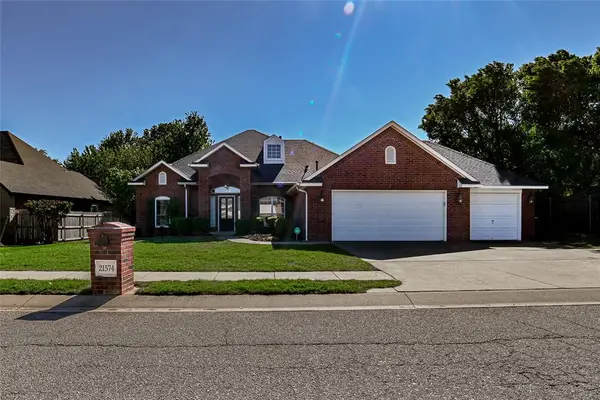 21574 Lake Shadows Drive, Edmond, OK 73012