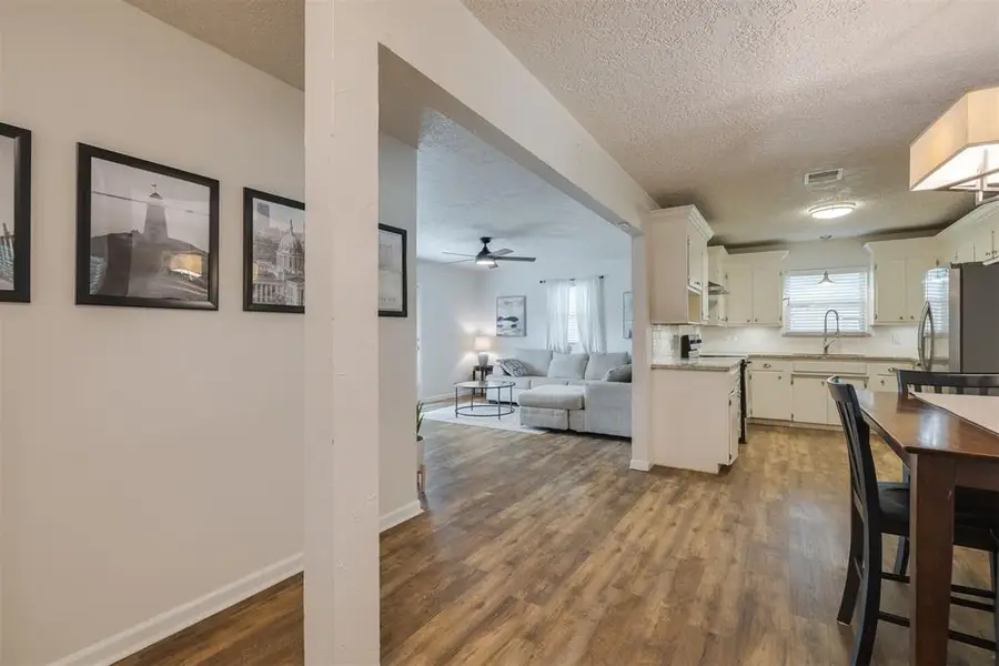 5624 NW 61st Street, Warr Acres, OK 73122 - #3