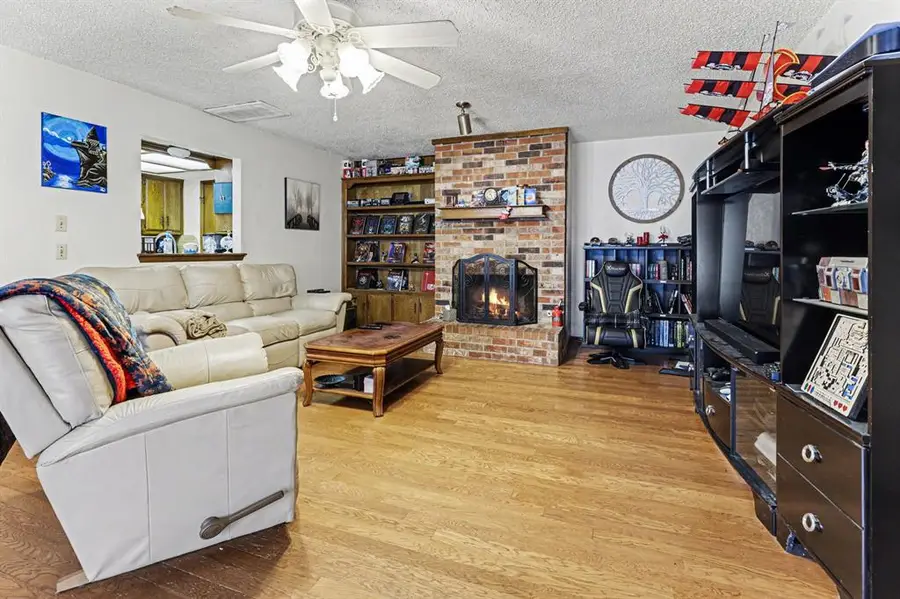 7300 Kings Manor Court, Oklahoma City, OK 73132 - #2