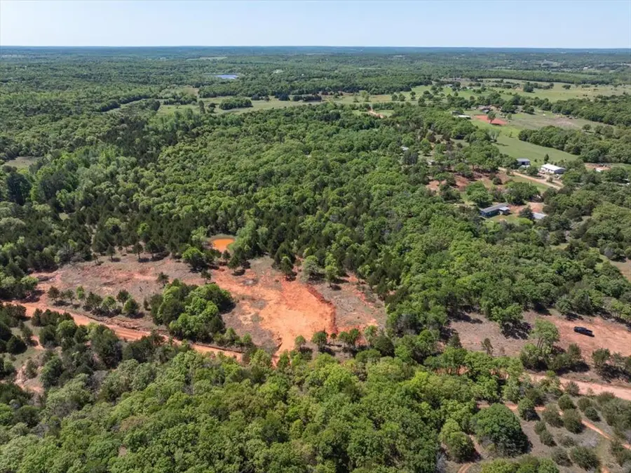 102 N Discouraging Word Way, Luther, OK 73054 - #2