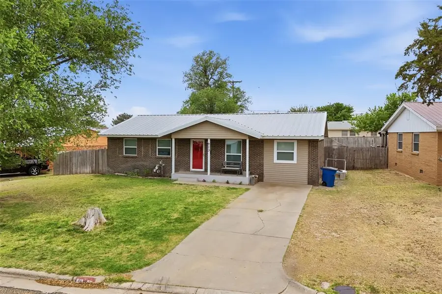 613 Donna Drive, Guymon, OK 73942 - #2