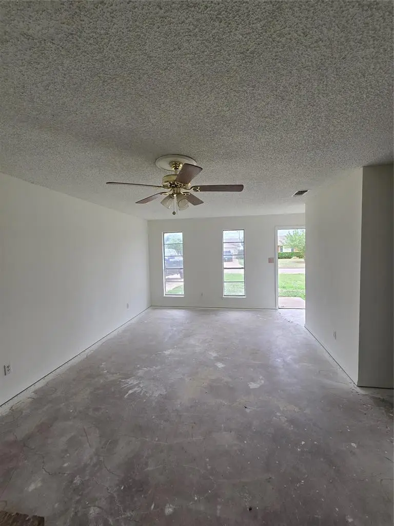 521 Libra Street, Altus, OK 73521 - #3
