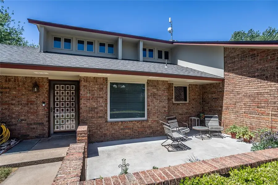 925 Lantern Lane, Weatherford, OK 73096 - #2