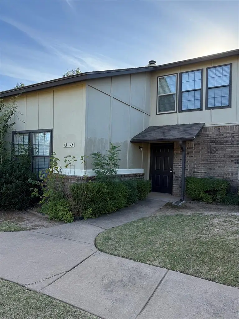 13813 Crossing Way West, Edmond, OK 73013 - #1