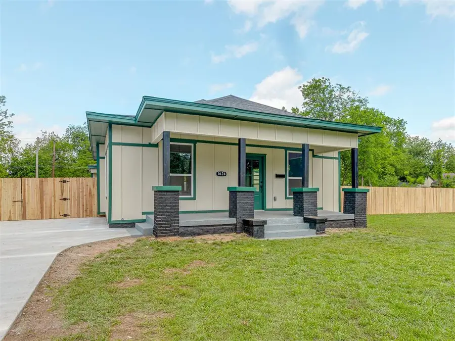 1624 W Idaho Avenue, Chickasha, OK 73018 - #2