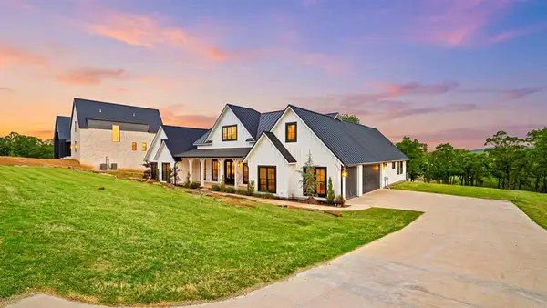 754 Pebble Ridge Arcade, Eufaula, OK 74432