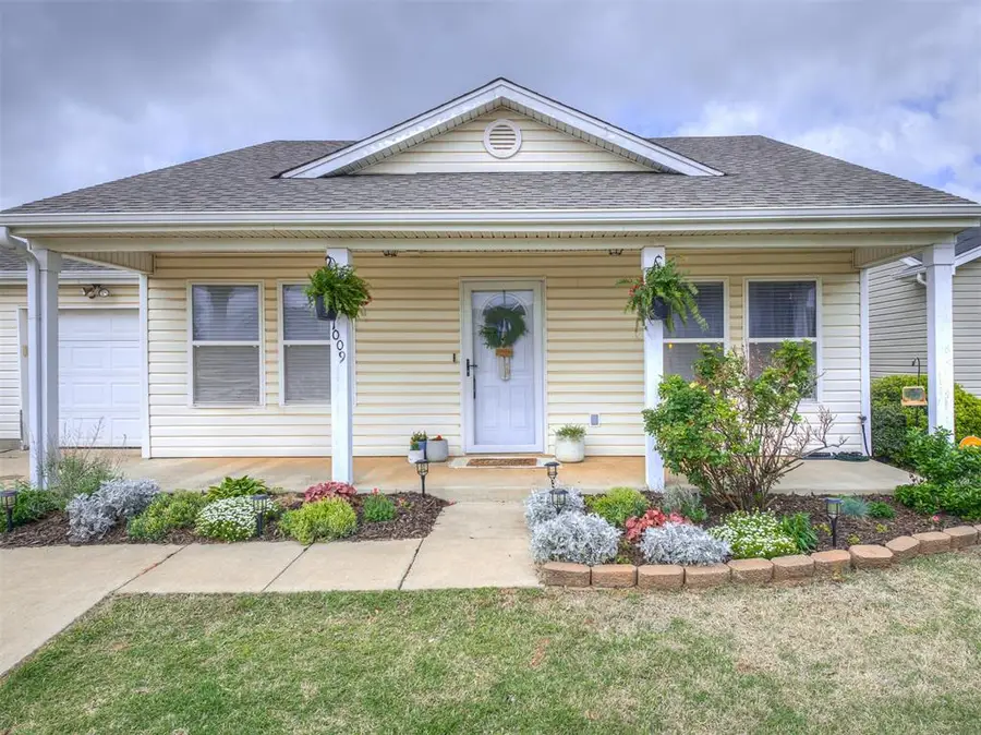 1009 Tulip Drive, Yukon, OK 73099 - #2