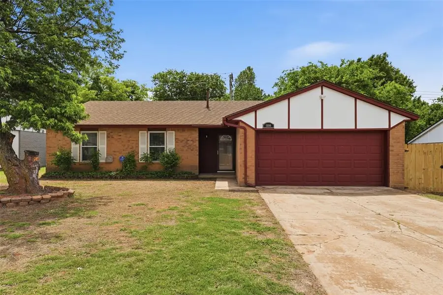 1604 NE 4th Street, Moore, OK 73160 - #2