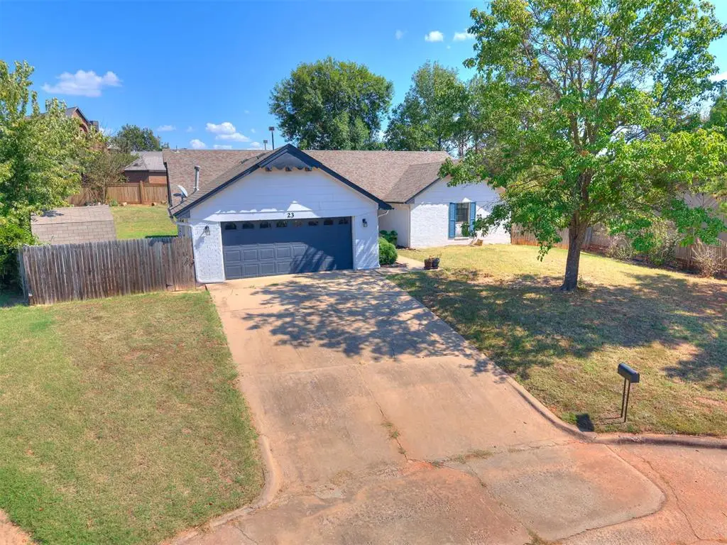 23 Crown Point, Shawnee, OK 74804 - #1