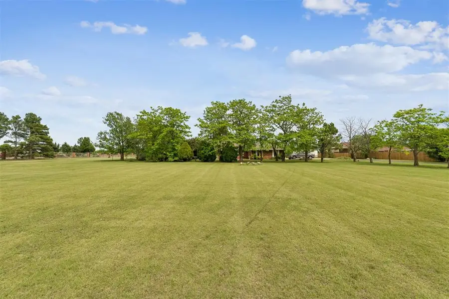 9400 S Sooner Drive, Oklahoma City, OK 73165 - #2