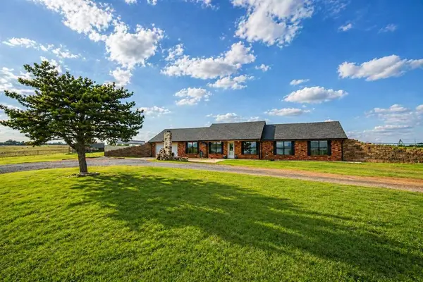 1395 Us 62 Highway, Chickasha, OK 73018