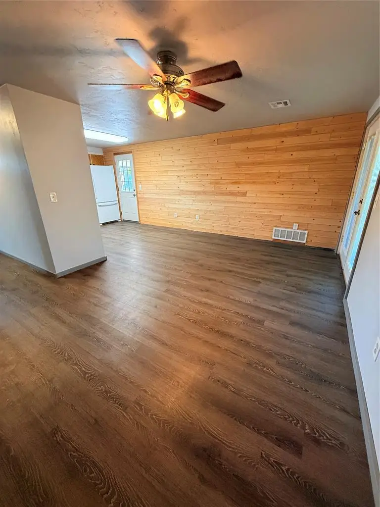 1444 N Bradley Avenue, Oklahoma City, OK 73127 - #2