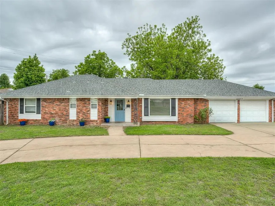 8301 S Country Club Drive, Oklahoma City, OK 73159 - #3