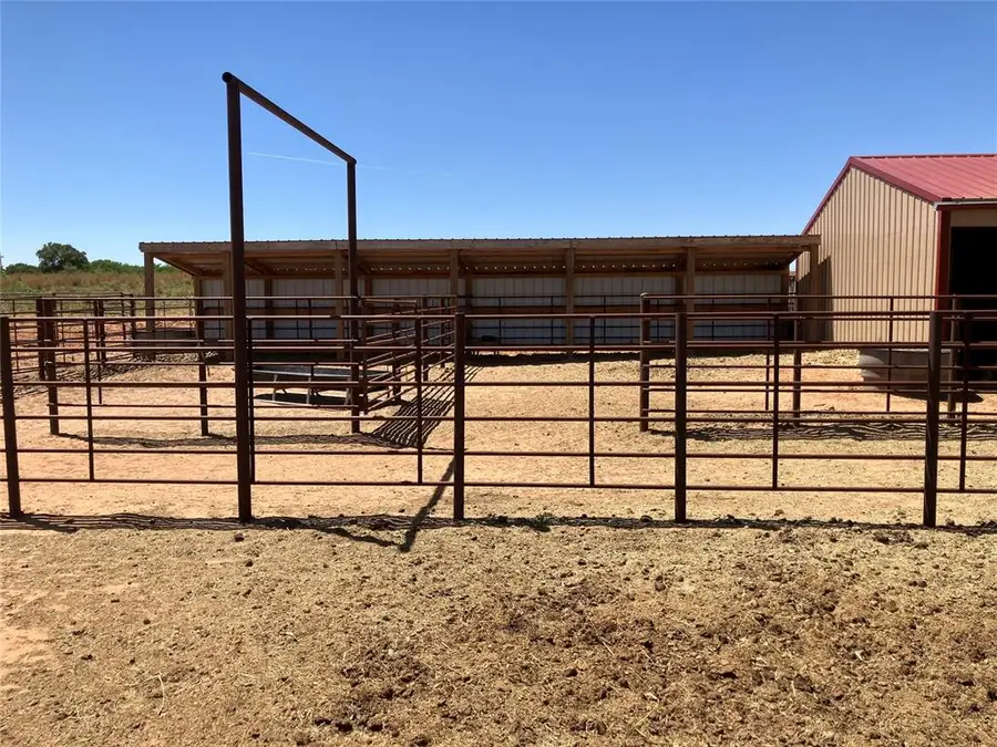 17920 E 1150 Road, Sayre, OK 73662 - #2