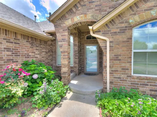 12824 NW 6th Street, Yukon, OK 73099