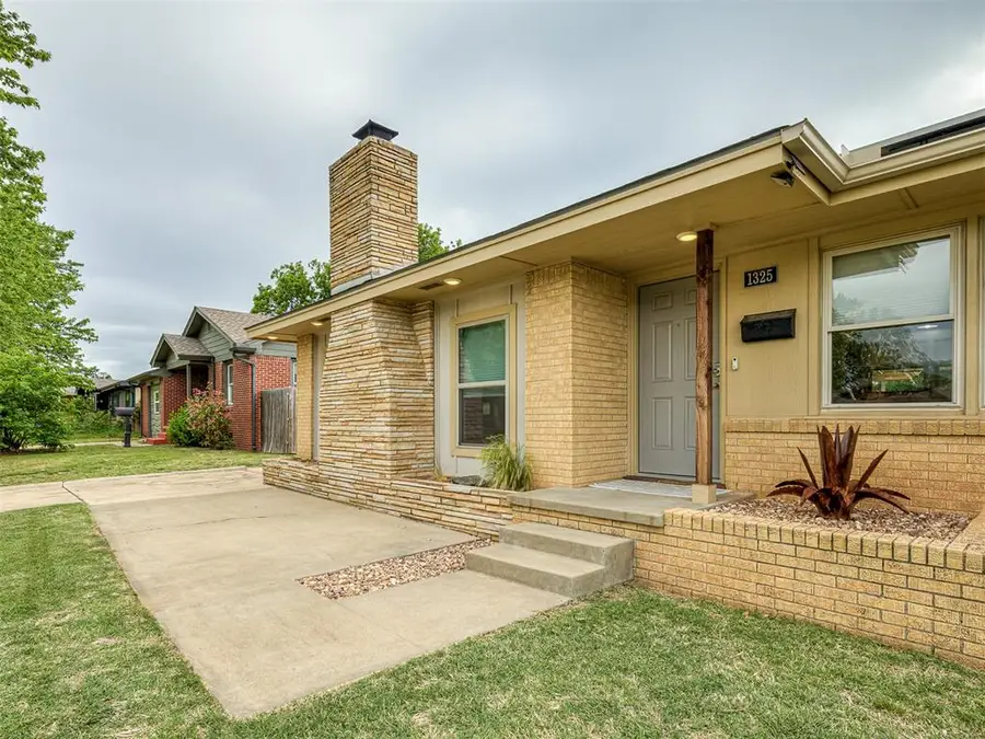 1325 Dorchester Drive, Norman, OK 73069 - #3