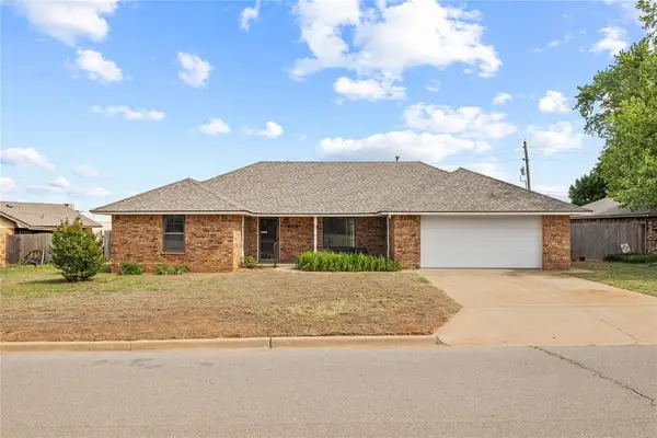 1716 E Ridgeway Street, Weatherford, OK 73096