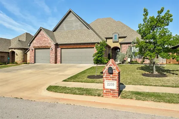 2209 Bretton Lane, Edmond, OK 73012