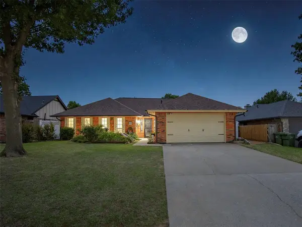 108 W Parkland Drive, Yukon, OK 73099