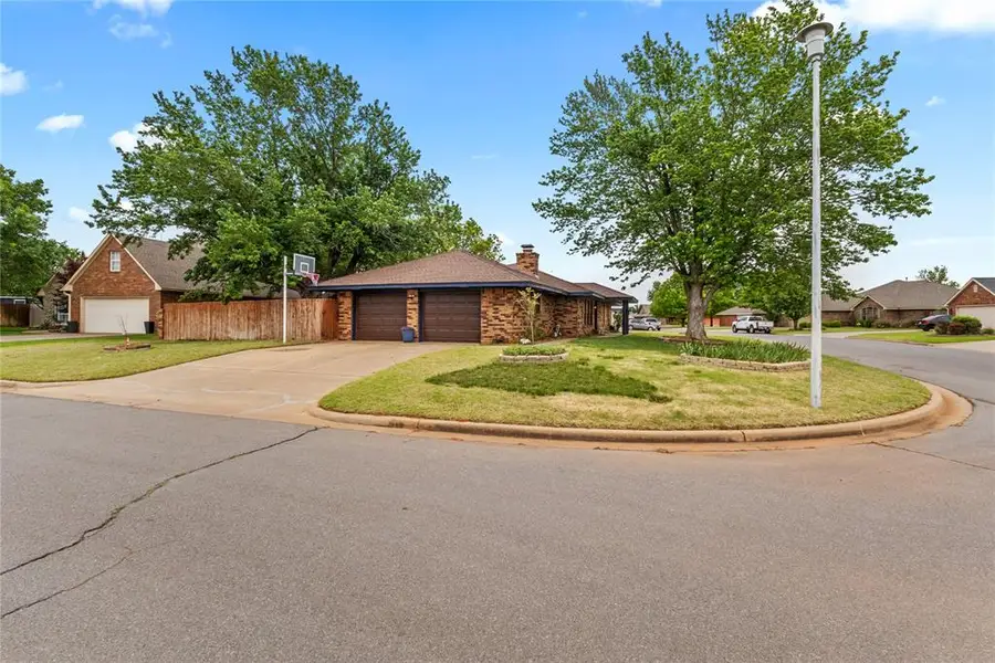 1501 Rolling Hills Street, Weatherford, OK 73096 - #2