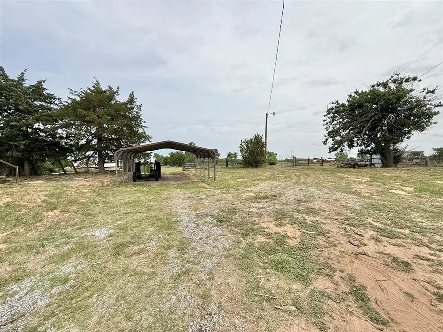 20575 E County Road 156 Road, Blair, OK 73526 - #2