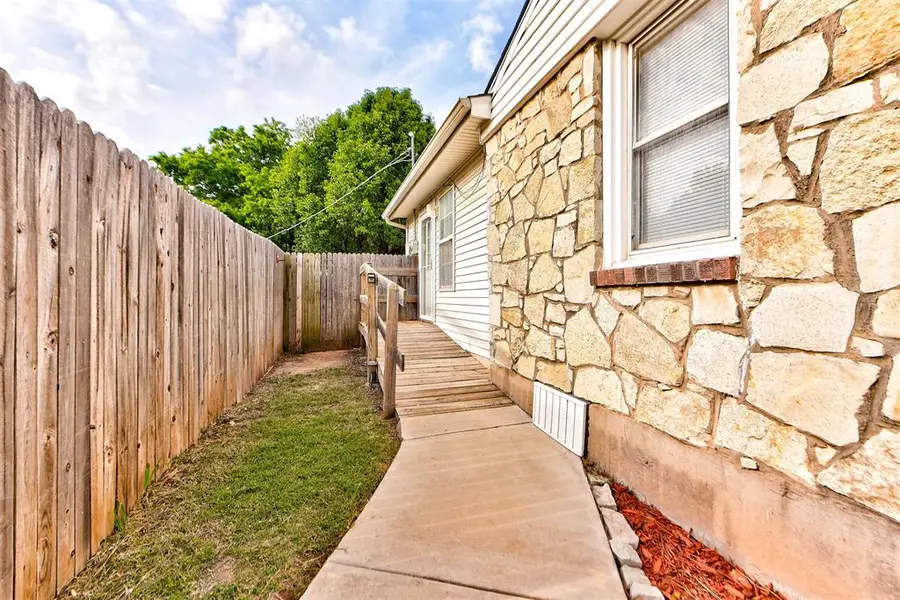 4512 SE 21st Street, Oklahoma City, OK 73115 - #3