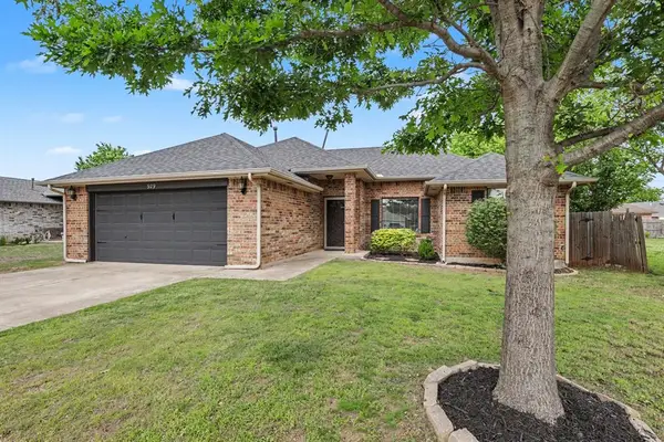 929 NW 15th Street, Moore, OK 73160