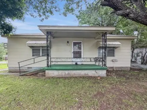 415 N Main Highway, Noble, OK 73068 - #1
