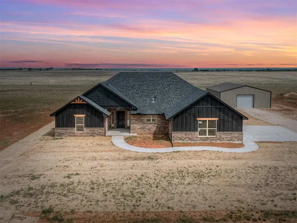 24949 Belmont Pass, Cashion, OK 73016 - #1