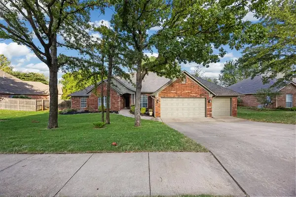 2617 Ashebriar Lane, Edmond, OK 73034