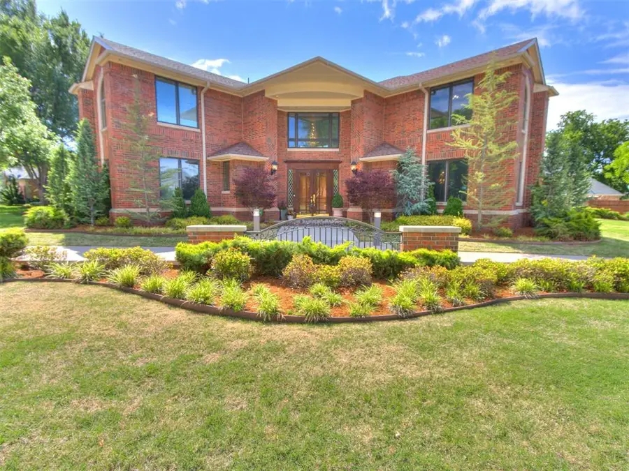 509 Manor Hill Drive, Norman, OK 73072 - #2