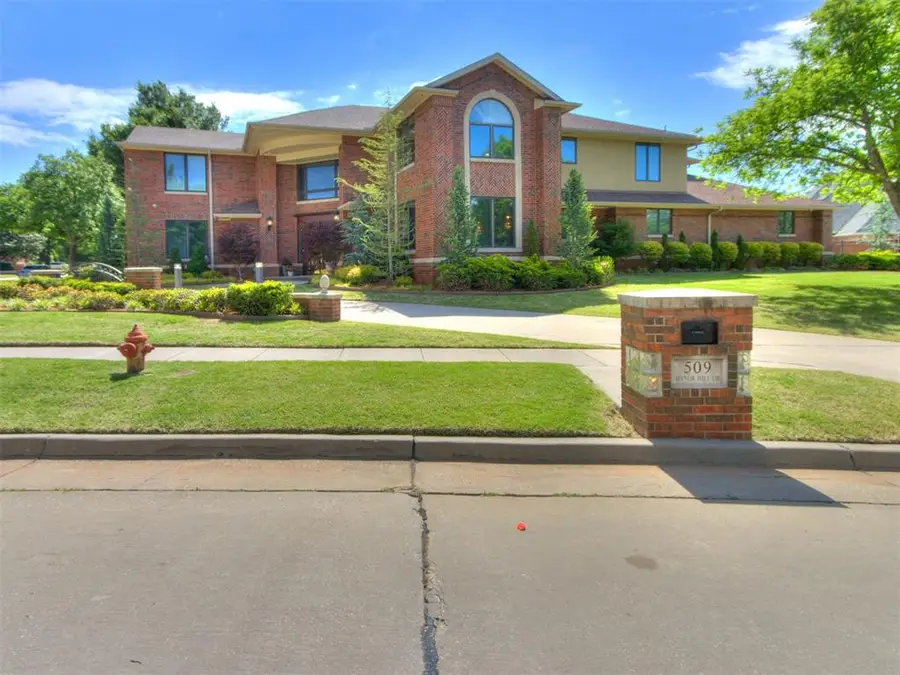 509 Manor Hill Drive, Norman, OK 73072 - #3