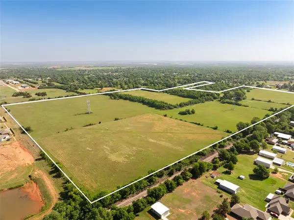 1115 S Morgan Road, Mustang, OK 73064