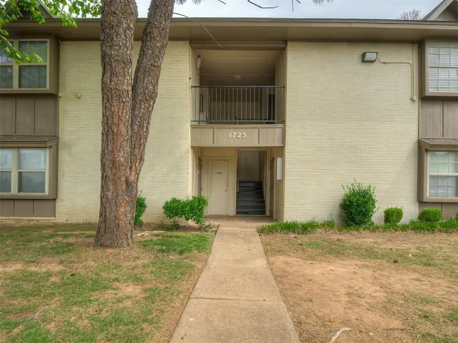 1725 E Lindsey Street #2, Norman, OK 73071 - #2