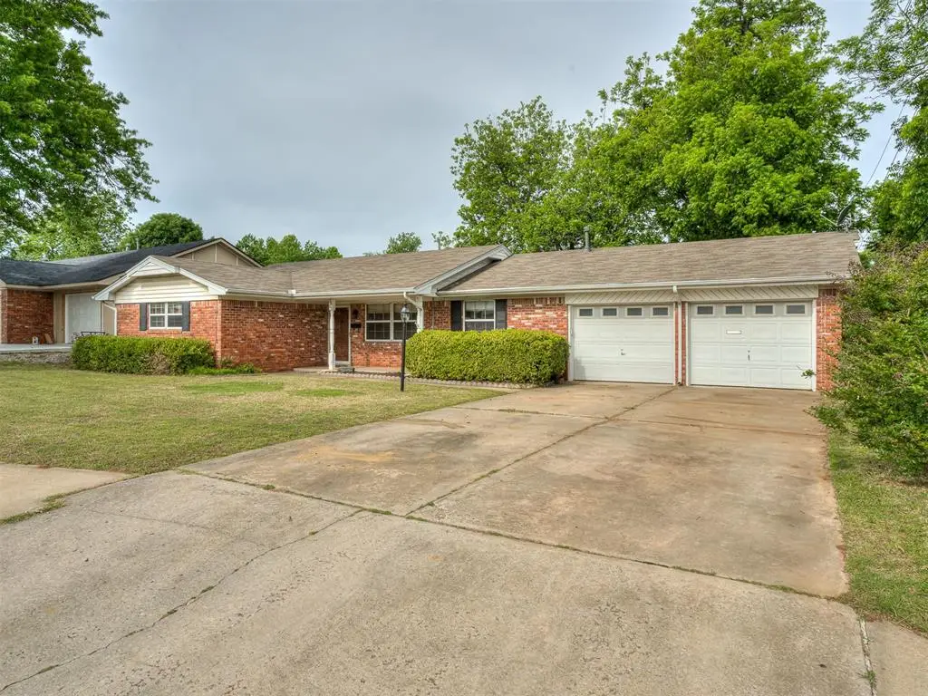 2613 N Vermont Avenue, Oklahoma City, OK 73107 - #1