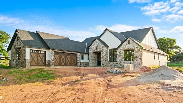 3233 Cherry Glen Drive, Jones, OK 73049