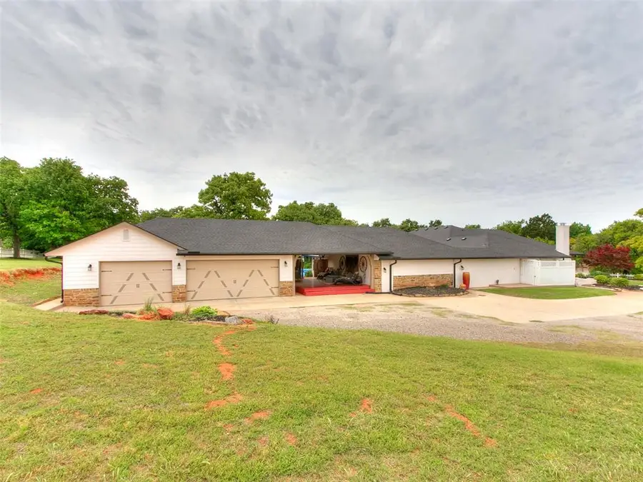 2320 W Sorghum Mill Road, Edmond, OK 73025 - #3