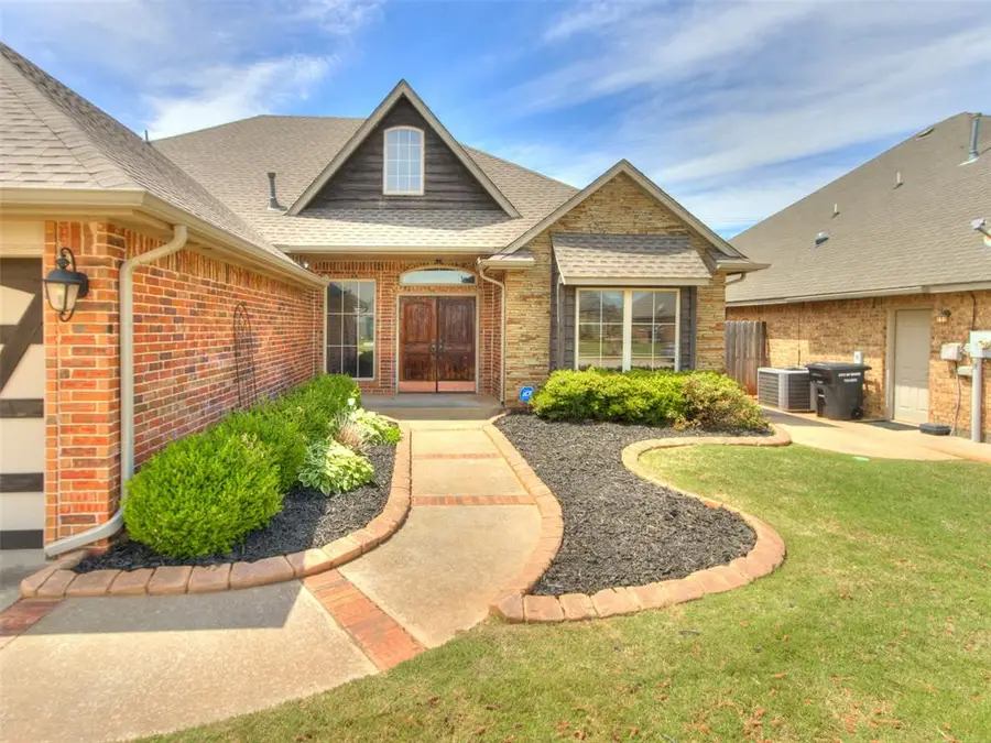 1113 Kelsi Drive, Moore, OK 73160 - #2