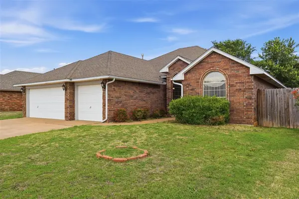 1717 SW 33rd Street, Moore, OK 73160