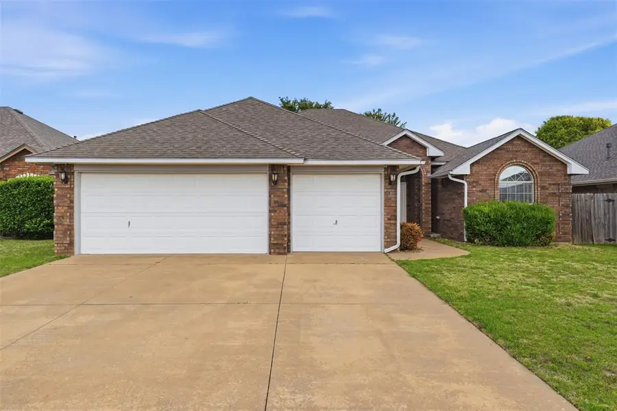 1717 SW 33rd Street, Moore, OK 73160 - #2