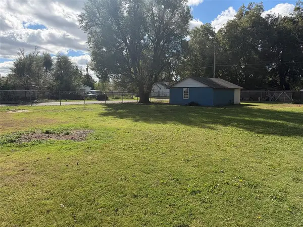 2502 N Adams Street, Enid, OK 73701