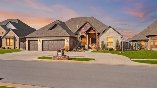 5705 Gold Stone Court, Mustang, OK 73064